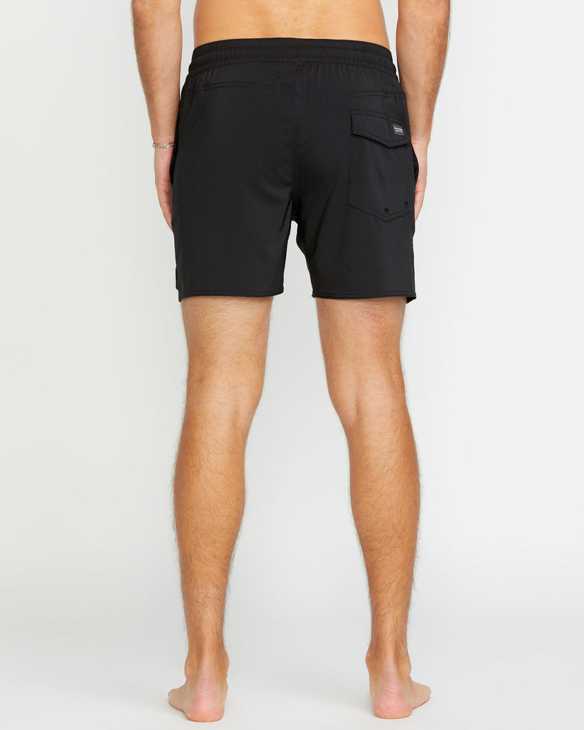 Bañador Lido Solid Trunk 16" - BLACK